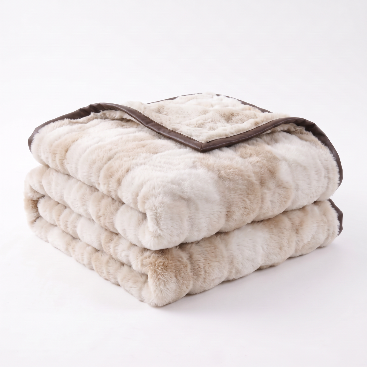 Nova Plush Faux Fur Throw in Beige Tie-Dye