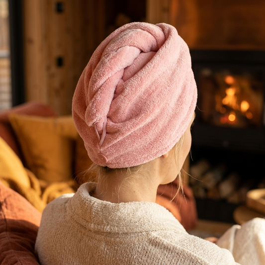 Aura Dreamy Hair Wrap in Pink, cozy cabin